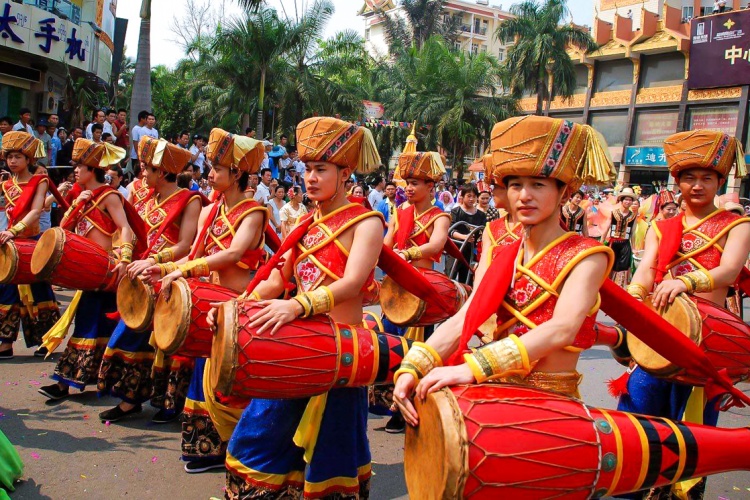 已修改【西双版纳泼水节】4月10-16日(全年仅此一期) 水色版纳 狂欢