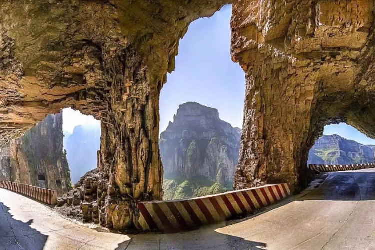 挂壁公路