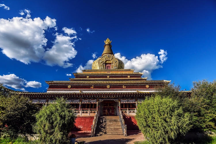 各莫寺