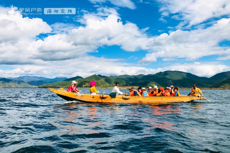 泸沽湖◆猪槽船