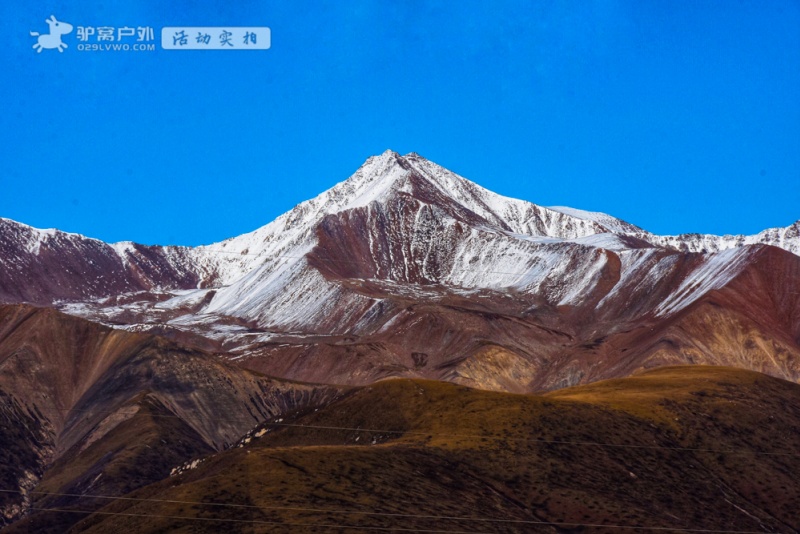 岗什卡雪峰