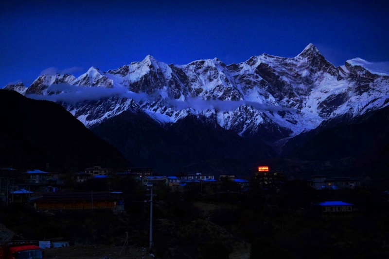 南迦巴瓦峰