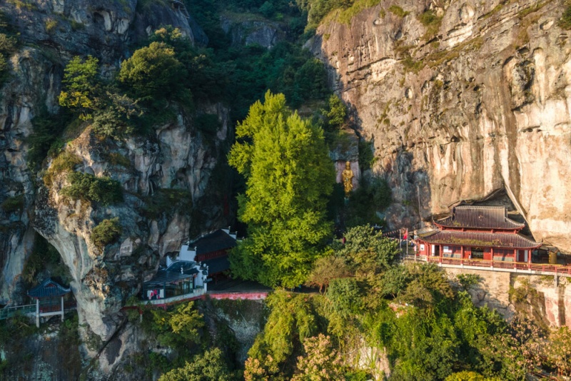 江南悬空寺