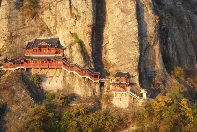 江南悬空寺