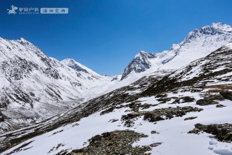 德姆拉山