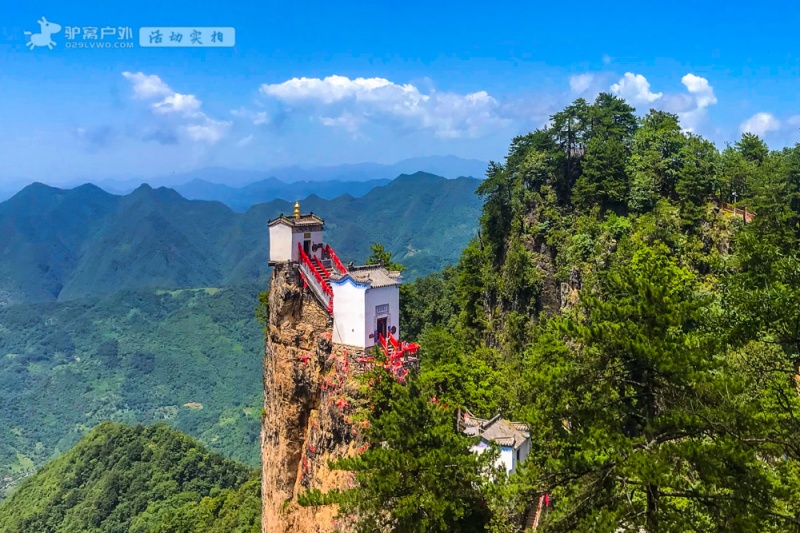 塔云山