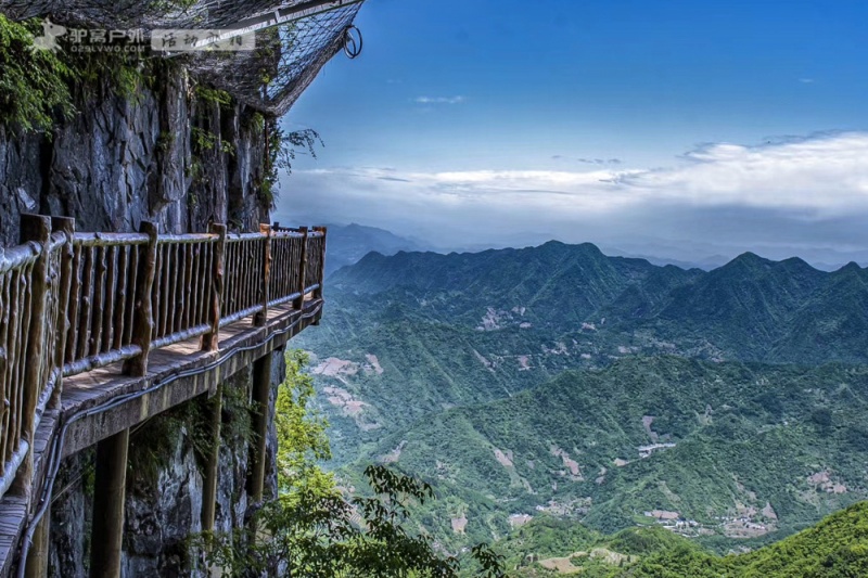 塔云山