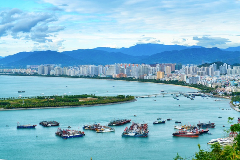 鹿回头景区