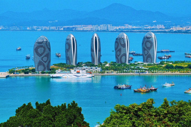 鹿回头景区