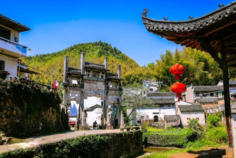 灵山村