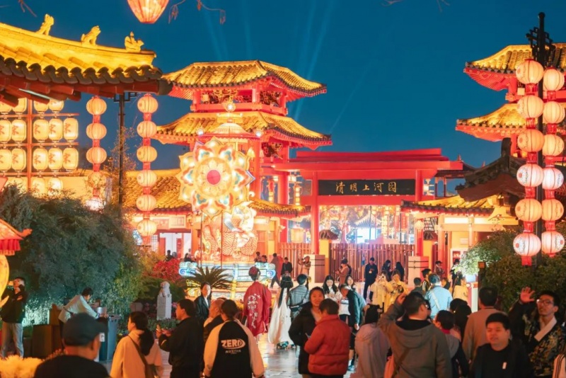 2025清明上河园灯会