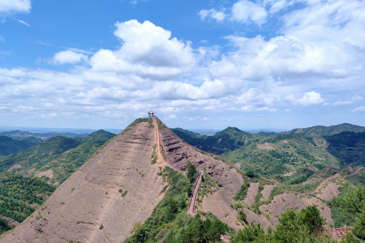 云华山