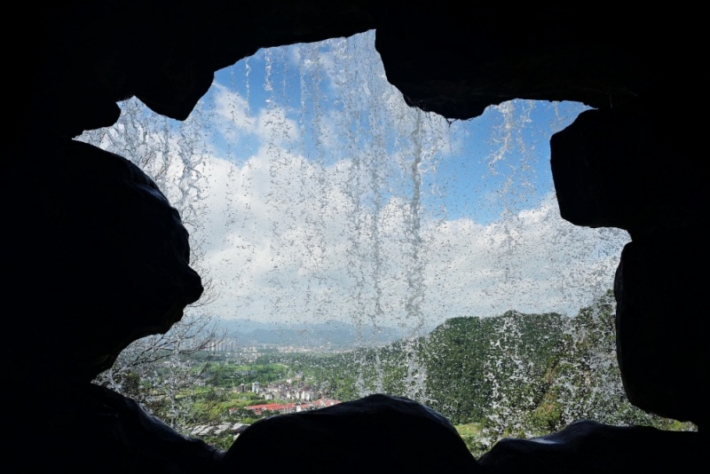 天台山瀑布