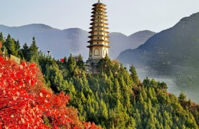 镇水塔、白帝城